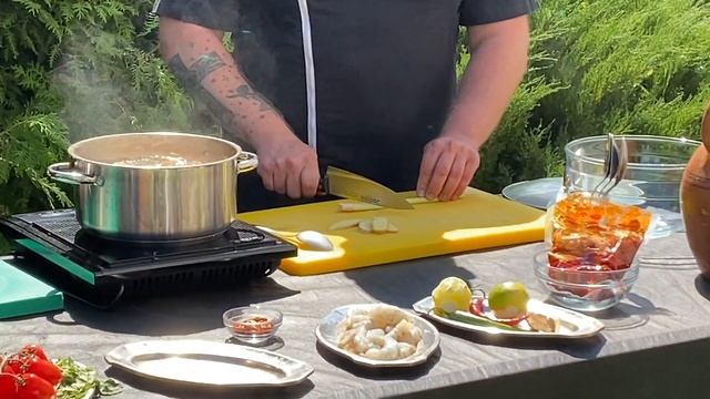 Суп Том Ям с креветками смотреть онлайн