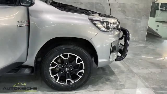2019 Toyota Hilux 2.8GD-6 Legend 50 D/Cab 4x2 смотреть онлайн