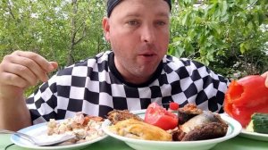 МУКБАНГ Дачный/ОБЖОР Оливье и мясо по французски, печёночные оладья и картофель Айдахо