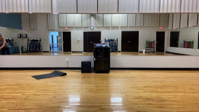 LES MILLS Cardio Workout with Jenna смотреть онлайн