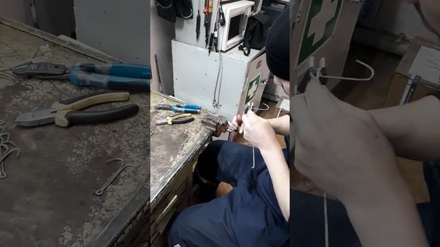 Изготовление крючков на налима, из велосипедных спиц. смотреть онлайн