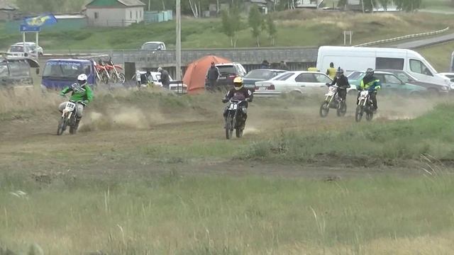 Питбайки, Кормиловка смотреть онлайн