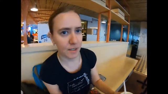 Аэропорт Хельсинки. Катарские авиалинии. Прибытие в Катманду, Часть 1 смотреть онлайн