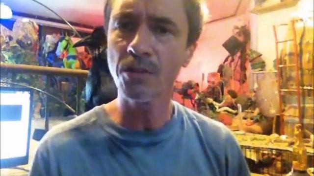 Cesar Millan emotional over Gus the pit bull...................Peter Caine Dog training смотреть онлайн