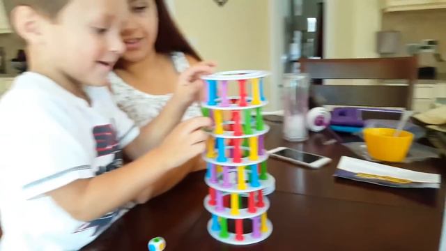 FUNnel Vis Fam PARTY in the ELEVATOR Board Game Vlog смотреть онлайн