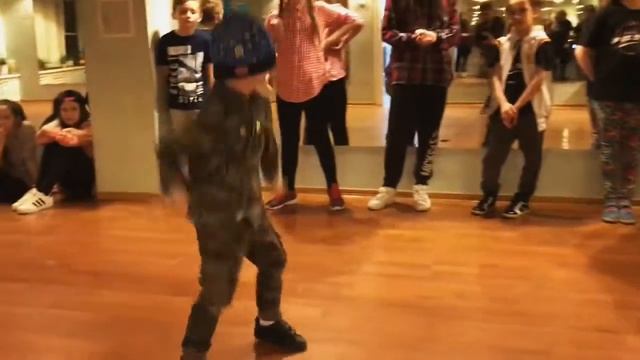 Хип хоп батл детей // Лера vs Леон // DANCE CRAFT Studio // 2018 смотреть онлайн