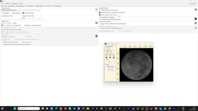 Den Mond mit seinen Kratern fotografieren смотреть онлайн