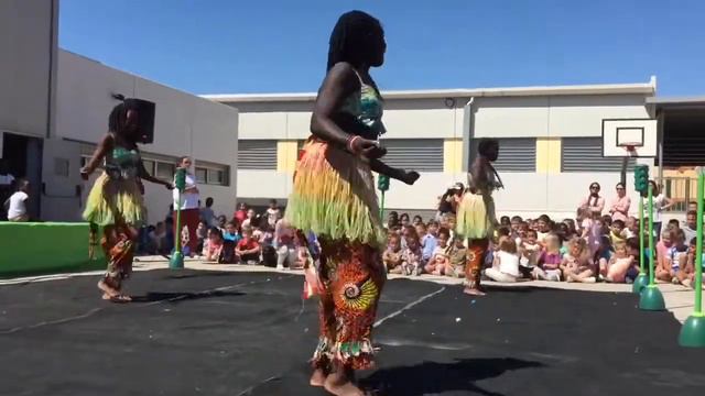 V Semana Intercultural CEIP La Molina смотреть онлайн