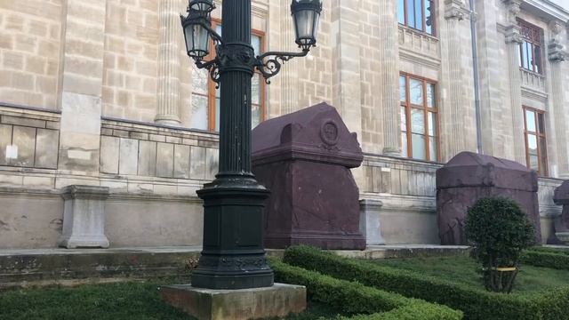 МЕСТО В СТАМБУЛЕ ГДЕ СТОИТ ПОБЫВАТЬ ХОТЬ РАЗ.ОСОБНЯК ДЛЯ ОТДЫХА СУЛТАН.САМЫЙ БОЛЬШОЙ В МИРЕ САРКОФА смотреть онлайн