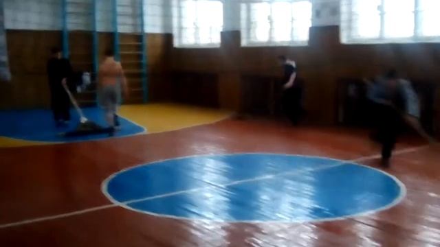 Пацаны моют пол смотреть онлайн