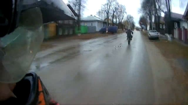 Дождливый прохват по городу на ПИТБАЙКАХ /TR\ смотреть онлайн