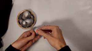 Ваза своими руками из пластиковой бутылки и яичной скорлупы. Поделки из пластиковых бутылок.