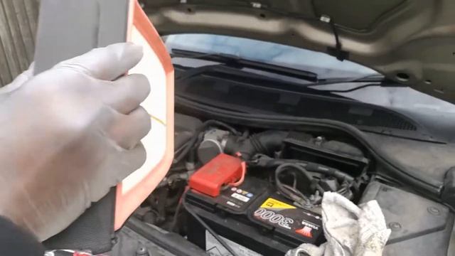 How to change air filter on Renault Megane 2006 model смотреть онлайн