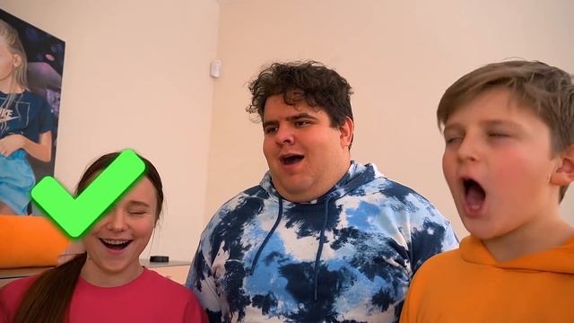 СТАЛА МАМОЙ на 24 Часа !!! смотреть онлайн