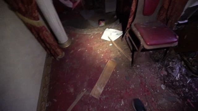 Заброшенный отель для влюблённых смотреть онлайн