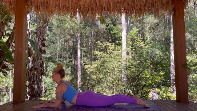 Feel Good YOGA/PILATES fusion flow (quick full body stretch & strength).. Ashley Freeman смотреть онлайн