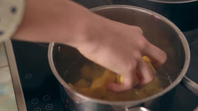 ПРЯНЫЙ СУП-ПЮРЕ ИЗ ТЫКВЫ смотреть онлайн