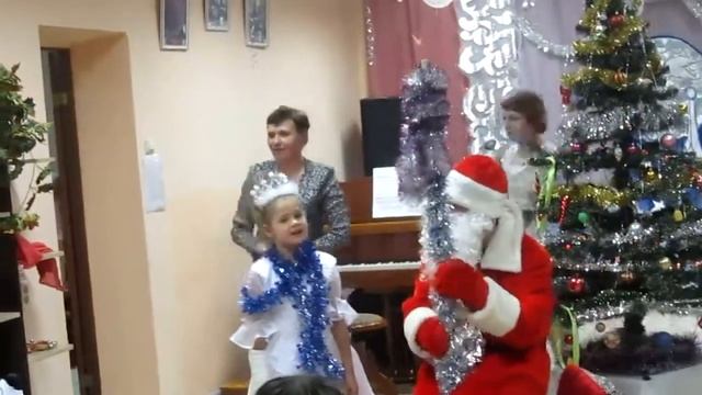 Стих Деду Морозу от Софьи смотреть онлайн