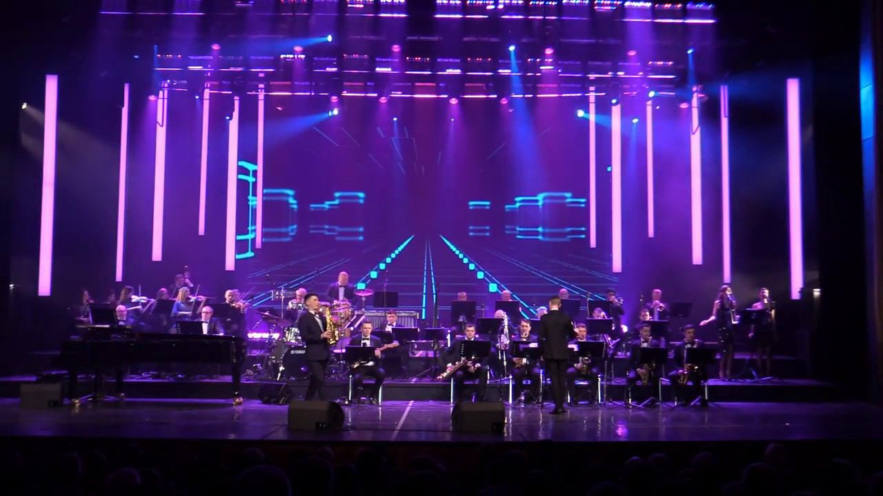 "Pick Up The Pieces - Sax A-Go-Go" смотреть онлайн