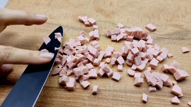 My husband loves this delicious egg recipe. Simple, cheap and fast. смотреть онлайн
