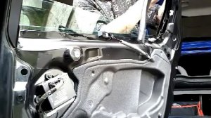 Как снять извлечь заменить стекло задней двери FORD FORD MK3 demontaz zamiana szyby drzwi tyl