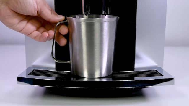 JURA E8 2020 - Gerät reinigen смотреть онлайн