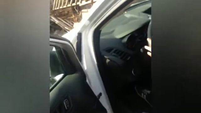 Подарил авто жене и не понял что она натворила. смотреть онлайн