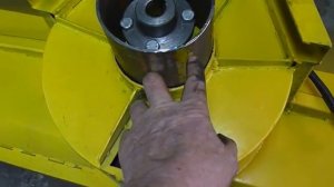 Установка гидромотора МР-32 на шнекоротор (вместо механического привода).