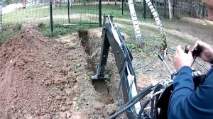 Навесной экскаватор Landformer на тракторе DongFeng 244