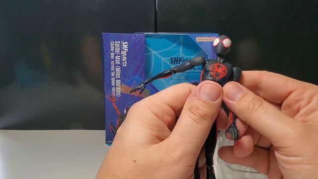 SH Figuarts Spider-Man (Miles Morales) Across The Spiderverse action figure review! смотреть онлайн