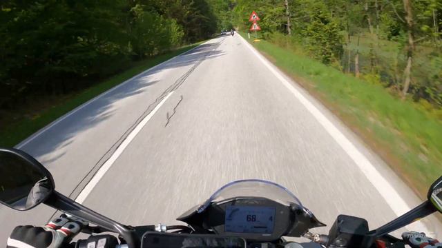 Unleashing the Truth: Why the Ducati Monster 821 Isn't for Beginners смотреть онлайн