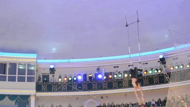Акробаты минского цирка смотреть онлайн