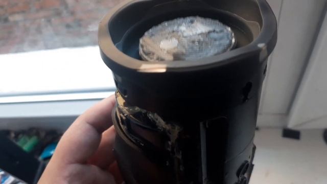 JBL CHARGE 4- BLOWOUT LFM 100 смотреть онлайн