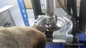 Renault Symbol 2008. Замена переднего ступичного подшипника. Заметки.