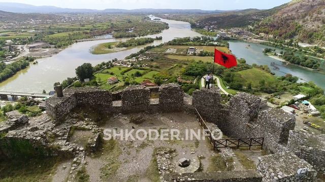 Me Shume Dashuri, Nga Shkodra - Frederik Ndoci