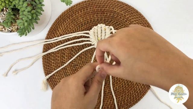 DIY MACRAME TUTORIAL | HOW TO MAKE MACRAME FLOWER WREATH - MACRAME WEDDING FLOWER смотреть онлайн