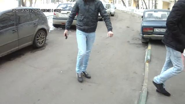 Владелец Гольфа из 13-го подъезда