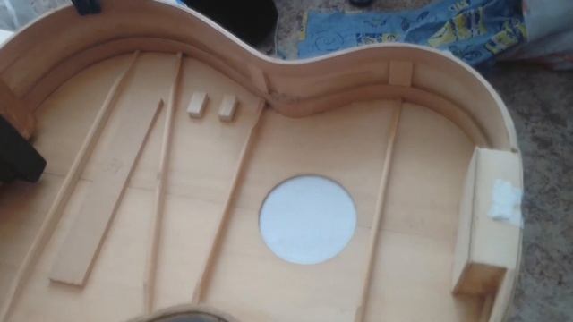 Реставрация (Восстановление) гитары Олимпиада 80 1979г смотреть онлайн