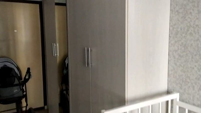 Студия 17 кв метров // Как Живём с Ребёнком// Румтур По Маленькой Квартире смотреть онлайн