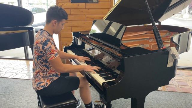 Clair de Lune on a Yamaha C6X Grand Piano смотреть онлайн