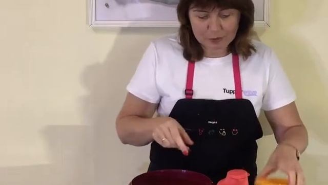 Домашний кекс в силиконовой форме Tupperware Король смотреть онлайн