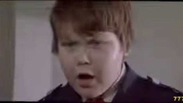 А при чём тут поле? смотреть онлайн