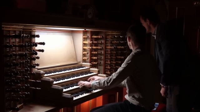 'Amazing Grace' (vrije improvisatie) - Gert van Hoef - St. Laurenskerk Rotterdam смотреть онлайн