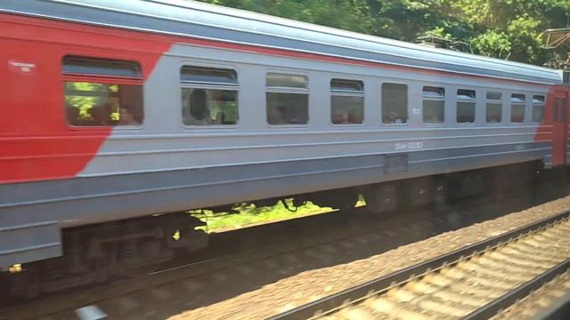 Поезд №137 Оренбург - Москва: наперегонки с электропоездом ЭД4М-0200 смотреть онлайн