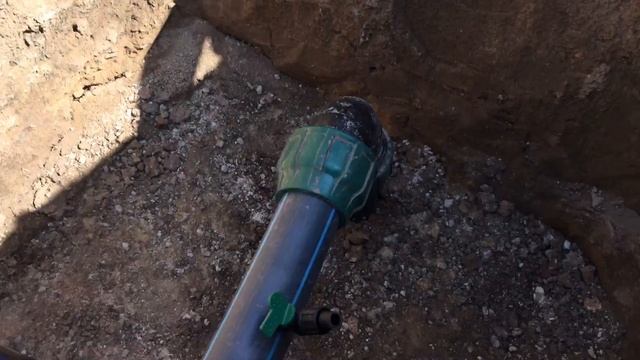 Полив со скважины мотопомпой