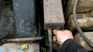 Как заменить гидравлический шланг самостоятельно.