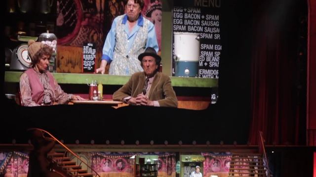Monty Python - the final Spam (spam, spam, spam,spam,spam..) смотреть онлайн