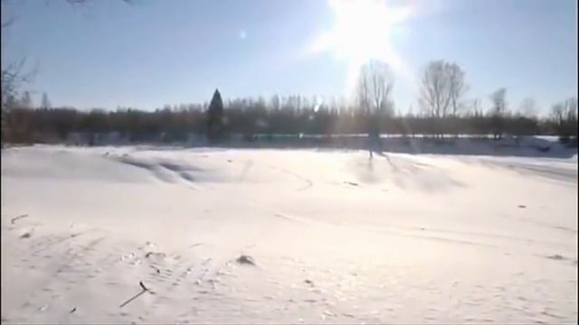 Зимняя ловля плотвы в небольшой речке | Технология зимнего клева смотреть онлайн