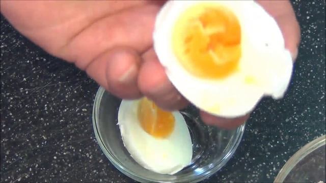 Как сварить яйца в смятку, в мешочек и в крутую. смотреть онлайн