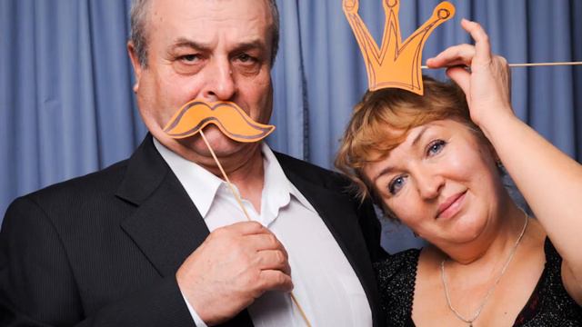 Фотокабинка на вечеринке! смотреть онлайн